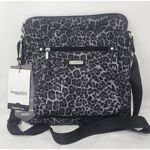 Baggallini New Classic Go Bagg Black Cheetah Includes RFID Phone Wristlet NWT - Picture 1 of 12